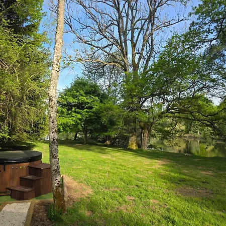 De L'etang Chalet *